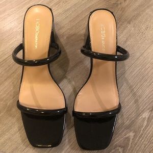 Black sexy heels with straps